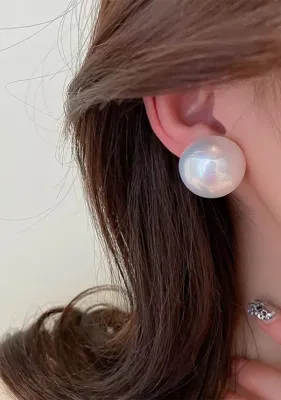 Big Pearl Geometric Round Stud Earrings 